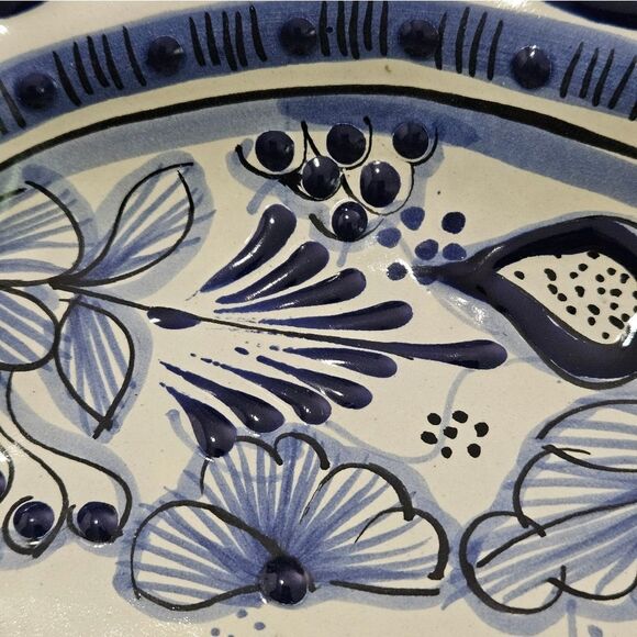 Talavera Mexican Pottery, Small Serving Bowl. Beautiful Patterns. - Picture 4 of 7